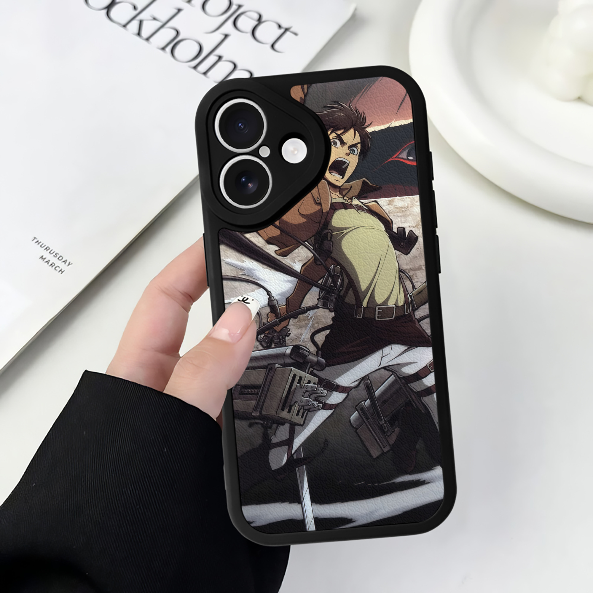 （画像用） 進撃の巨人 Attack on Titan 【iPhone 16シリーズ対応】シリコンスマホケース（レザー調） 材質：シリコン